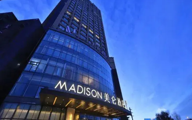 Madison Hotel Changchun Wuyue Square