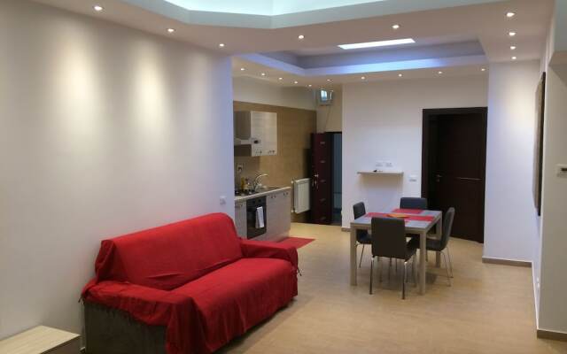 Kings Of Rome Apartments