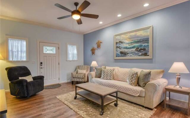 Hidden Villa - Two Bedroom Home