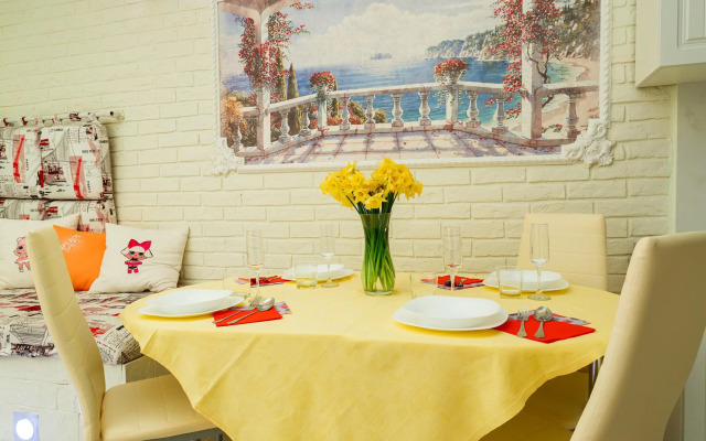 LaMare (LaMare) on Komsomolskaya street 4