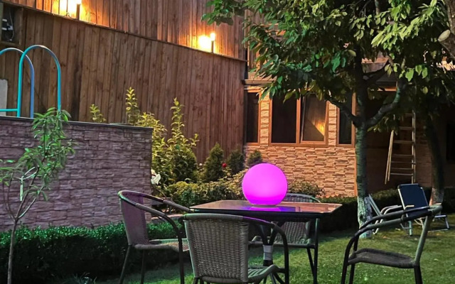 Yerevan Modern Holiday Apartment