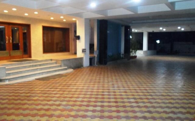Hotel Bhimas Paradise