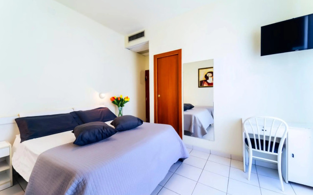 Hotel Astra