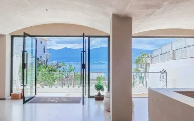 Jiujianhai Seaview Art Meisu (Dali Erhai Branch)