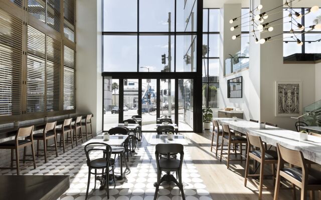 Kimpton Everly Hotel Hollywood by IHG