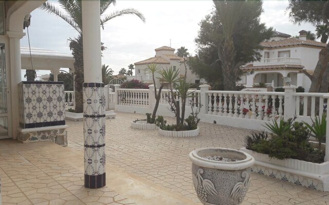 Flamenca Beach Villa 3