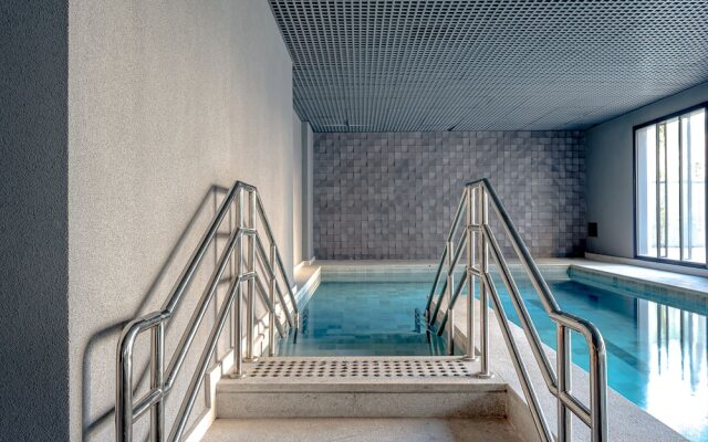 Studio com piscina aquecida e AC