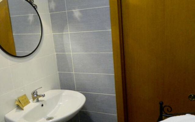 Crispi Rooms