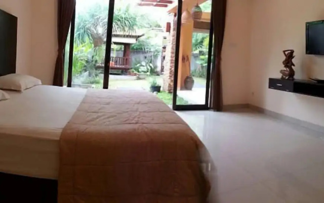 Batuan Villa