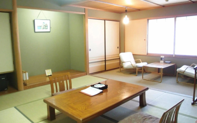 Gen Hakone Gora