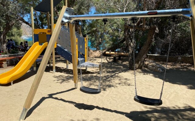 Seaview Beach House by Villarentalsgr