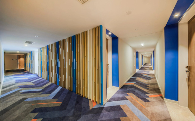 Holiday Inn Express Shanghai Xuhui Binjiang by IHG