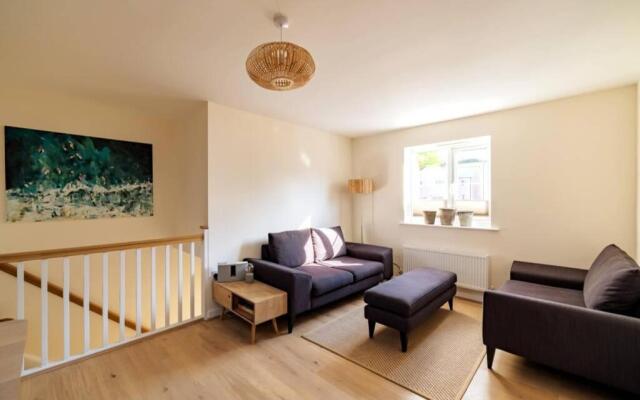 Number 27, Swanpool