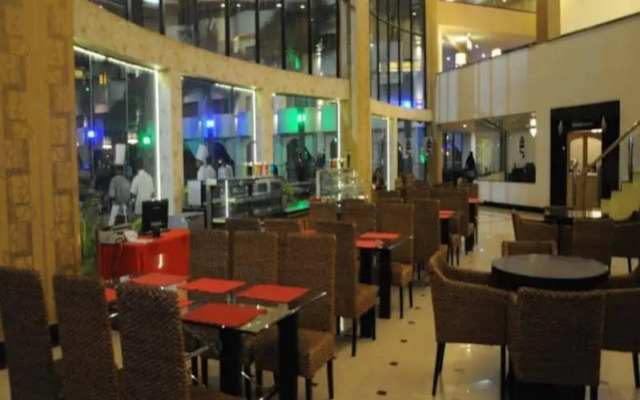 Meuse Jupiter Business and Luxury Hotel
