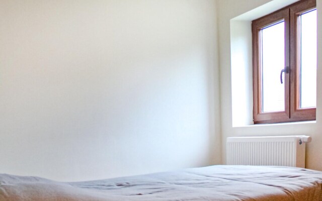 Stunning Home in Diksmuide With Wifi and 4 Bedrooms