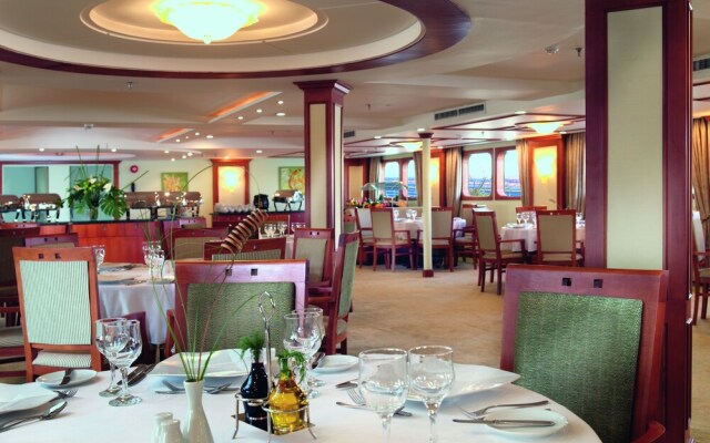 Mövenpick Royal Lotus Nile Cruise, Every Monday Four Nights From Luxor, Every Friday Three Nights From Aswan - Including Excursions & Sightseeing