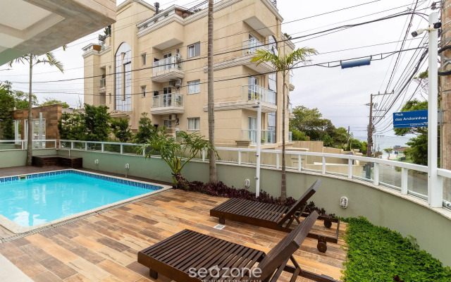 Apto c/sacada e churrasq a 150m da praia SDP0206