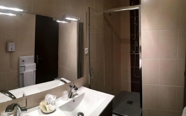 Hôtel le Relais de la Voie Sacrée