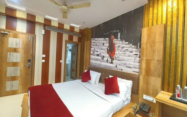 Hotel Gautam Grand Varanasi