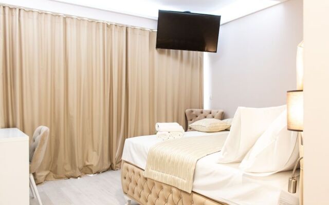 Sea View Luxury Rooms Seven of Nine