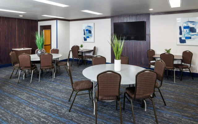 Hotel J Green Bay