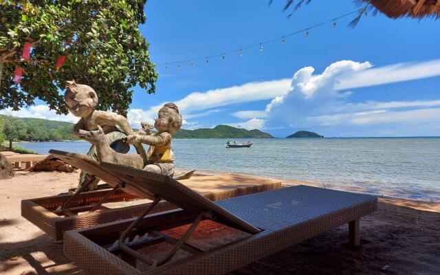 Villa Cha Cha Chaolao Beach Resort
