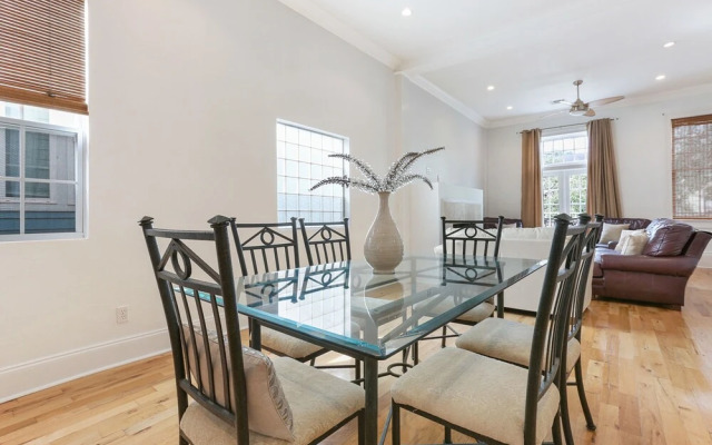 Spacious Condo in the Center of NOLA