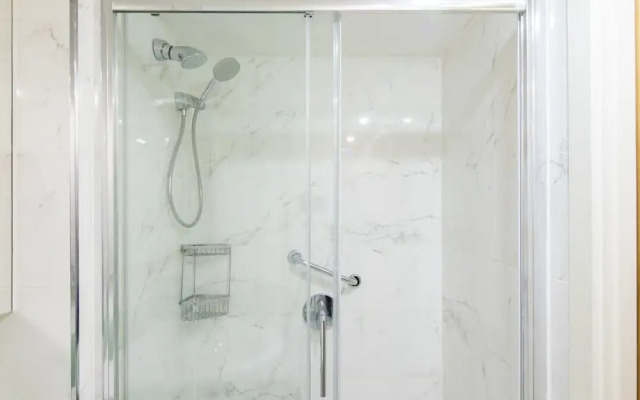 Meritas Court by Lime Street