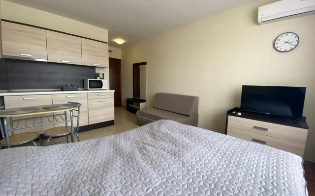 Private Studio Summer Breeze 506