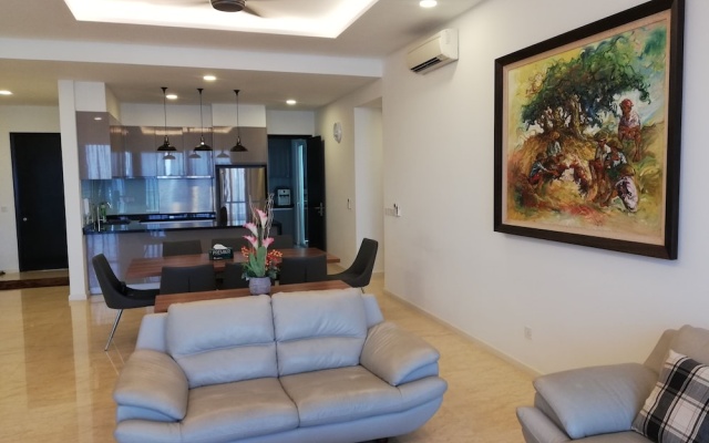 The Shore 3BR Luxury Residences – Lobby – Malacca