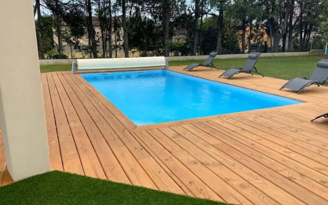 Cozy Villa in Saint-laurent-la-vernede