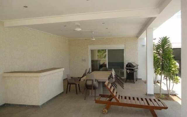Villa Contemporaine Saly