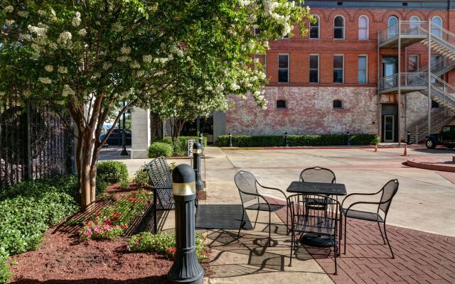 The Lasalle Hotel, Bryan College Station, A Tribute Portfolio Hotel