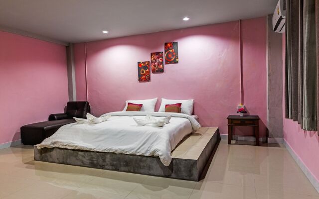 The Guest Hotel - Hostel