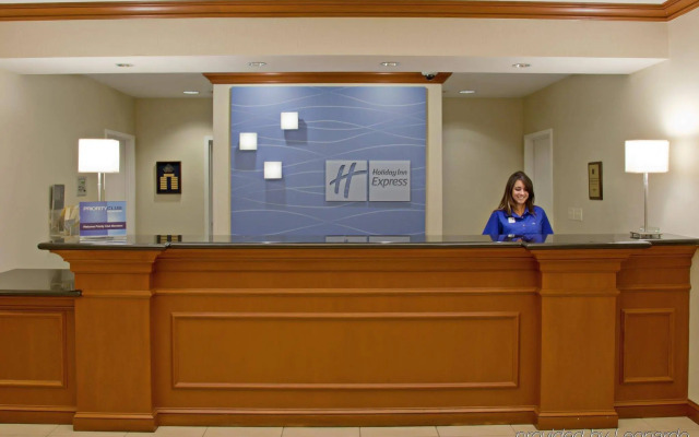 Best Western Valencia/Six Flags Inn & Suites