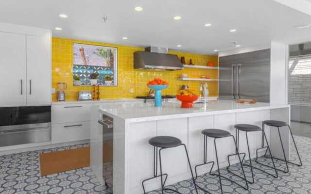 Limon Palm Springs