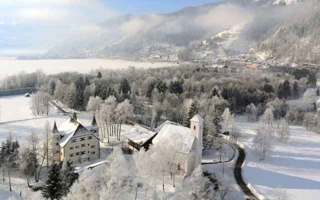 Schloss Prielau Hotel & Restaurants