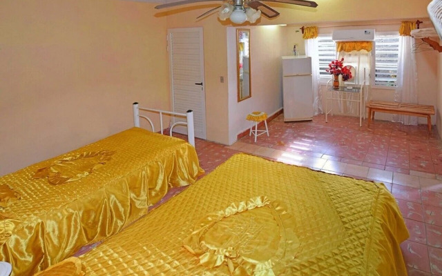 Hostal Eida y Lujan PLAYA LA BOCA
