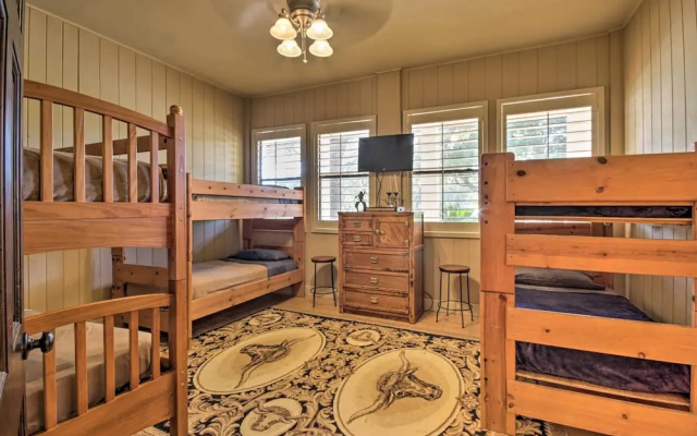 Lakefront Wallis Ranch w/ Private Beach & Patio!