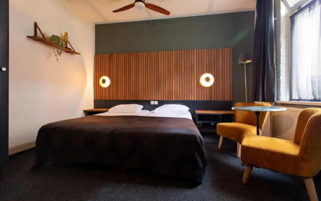 Hotel Café Restaurant De Posthoorn