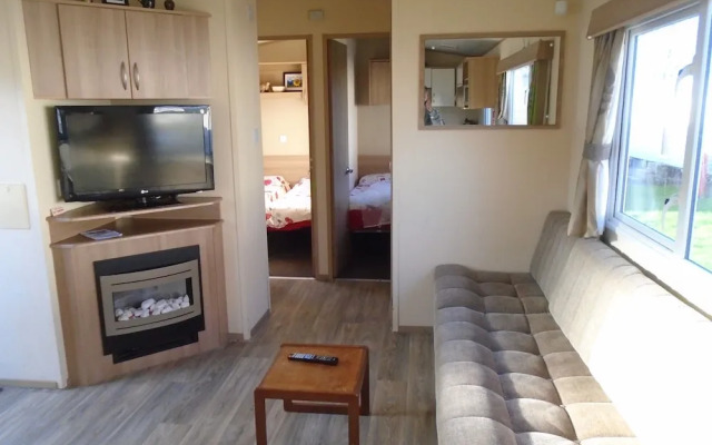 Pets go Free 3 Bedroom Caravan at Heacham Beach
