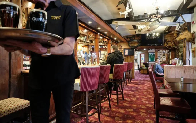 Mahons Hotel