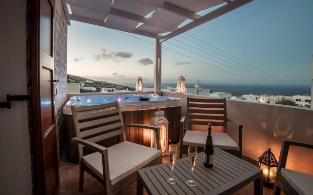 Santorini Suite Home