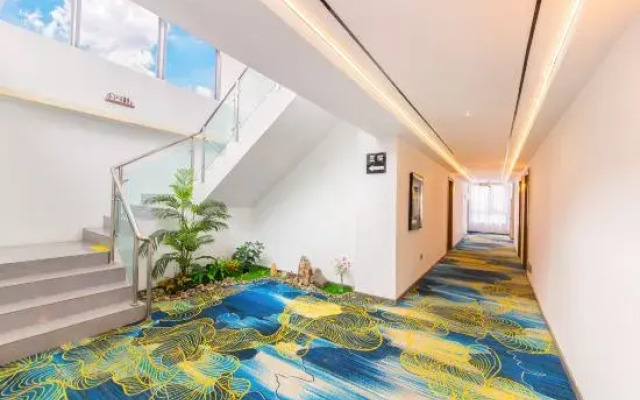 Yunyi Hotel