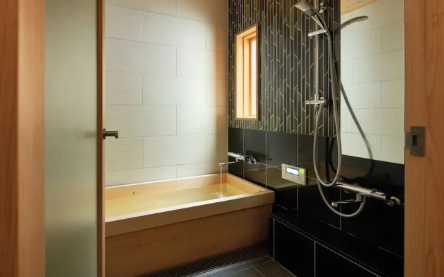 YADORU KYOTO HANARE Shirotaki No Yado