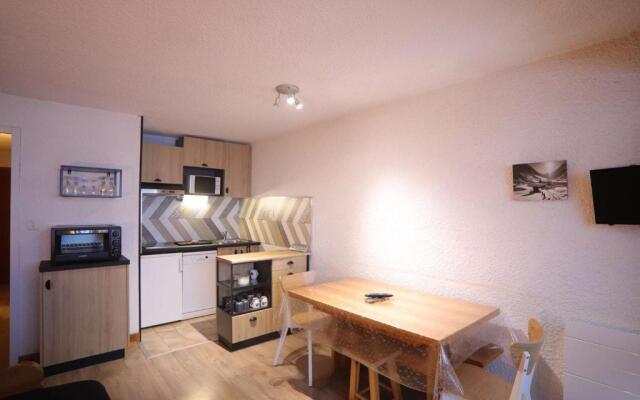 Appartement Auris, 1 pièce, 4 personnes - FR-1-297-6