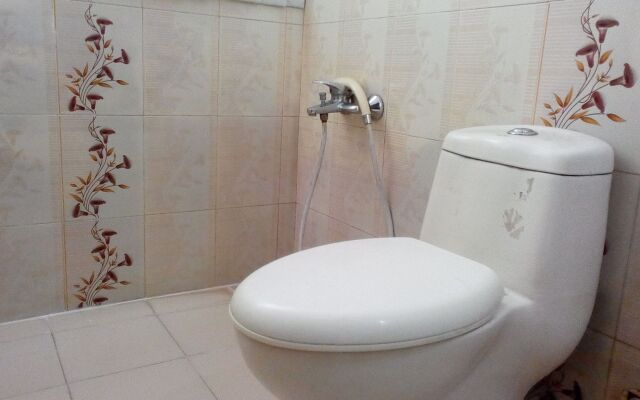 OYO 135 Lost Garden Apartment and Guest House