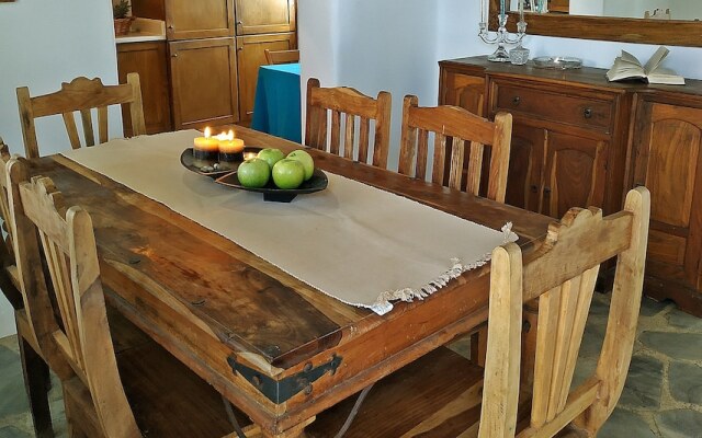 Ornos Suites