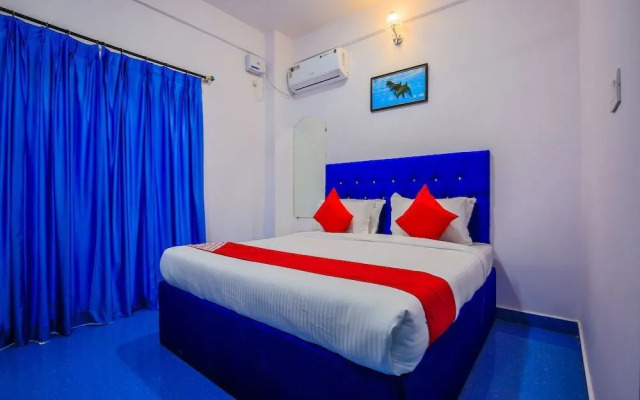 Toms Imperial Boutique by OYO Rooms