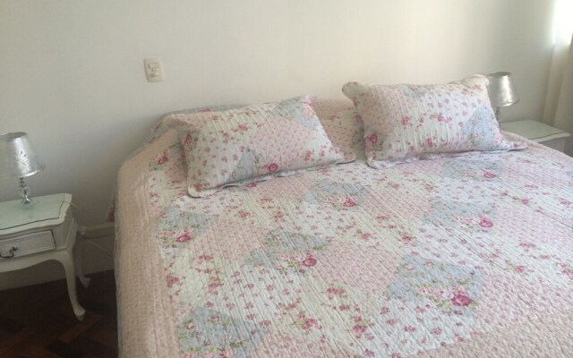 Copacabana Apartment